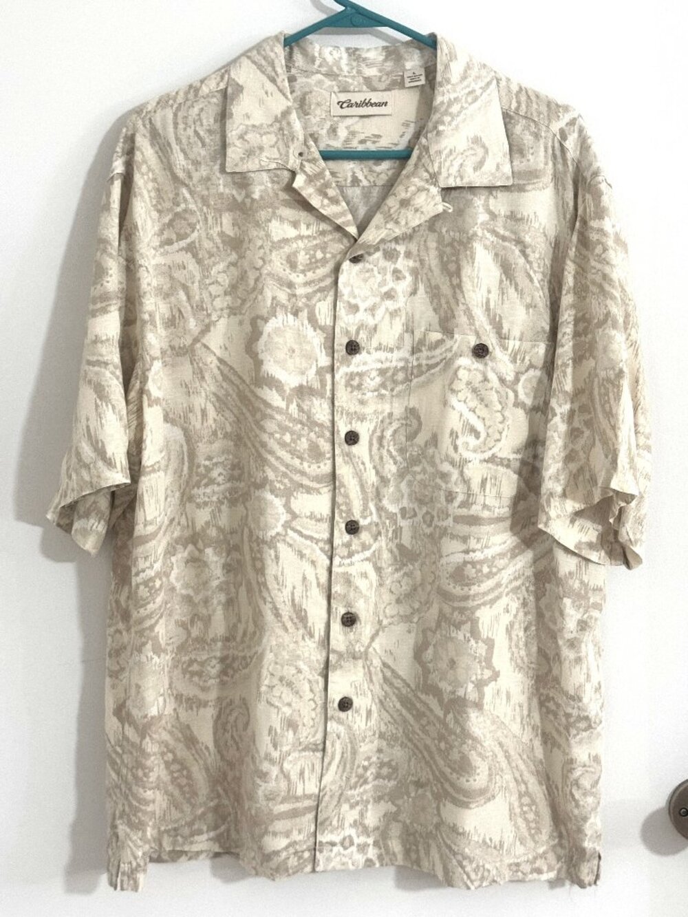 Caribbean Mens Large L Rayon Resort Shirt Beige Paisley Floral Button Up Top
